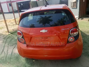 Chevrolet Sonic 2LT 2012 Orange