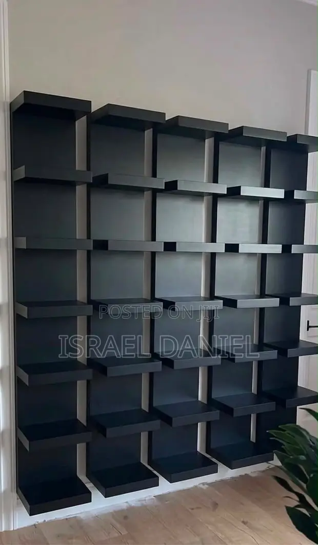 Modern Wall-Mounted Shoe Rack - 1