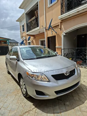 2010 Toyota Corolla LE Sedan