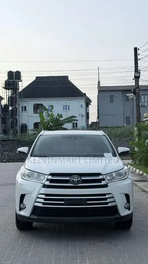 2017 Toyota Highlander XLE 4x4 V6 SUV