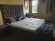 6x6 Bedframe da Kumfa tare da Kwamitin Gado da Ottoman - 5