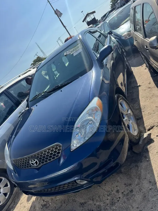 Toyota Matrix 2004 Mai Amfani Da Kasashen Waje - 1