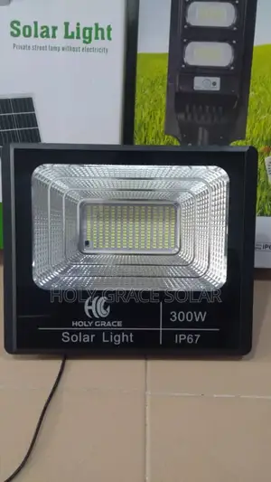 200W & 300W Solar Flood Lights with Remote