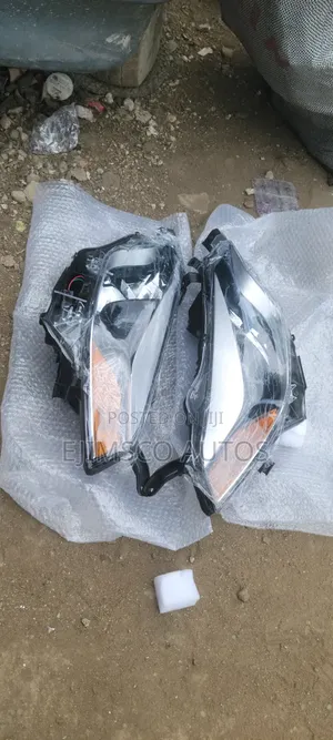 Headlight for Toyota Corolla 2013-2015