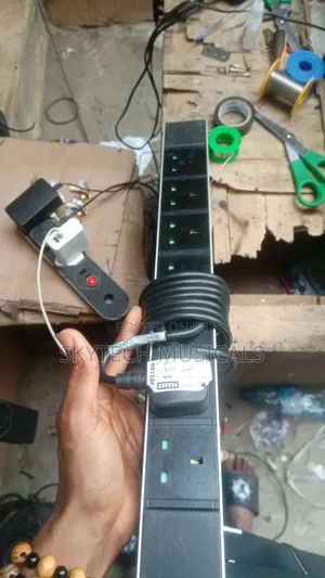 Used 7-Way Extension Socket