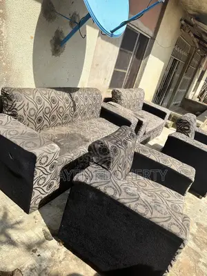 Saitin kujerun falo na gida