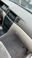 Toyota Corolla CE 2005 Fari - 4