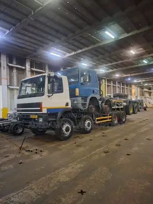 DAF 85CF 12-Tyre Injector Chassis Cab