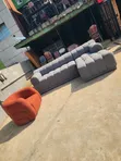 Sofa Mai Zama Na Falo Tare Da Wanda Yake Shi Kadai - 1