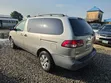 Toyota Sienna LE 2002 Silver - 3