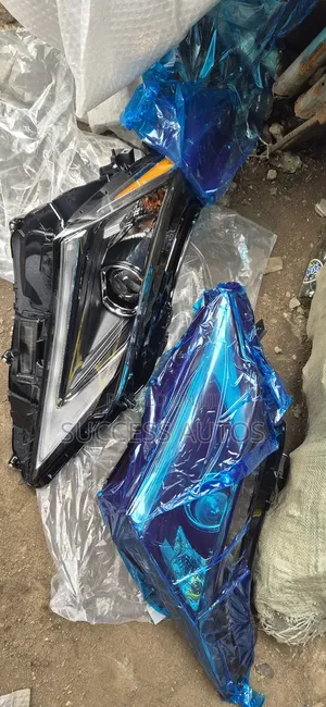 Lexus RX 350 2018 Headlight (Brand New)