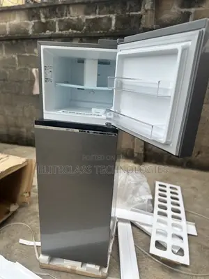 LG GL-B262PQKB 266L Firij mai Ƙofa Biyu