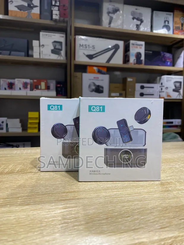 Q81 Microphone for Content Creators - 1