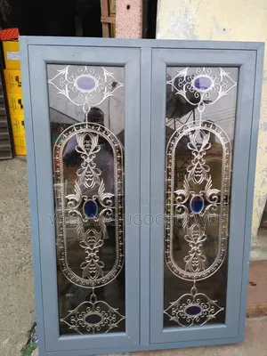 Customized Ƙofofin Aluminium da Tagulla