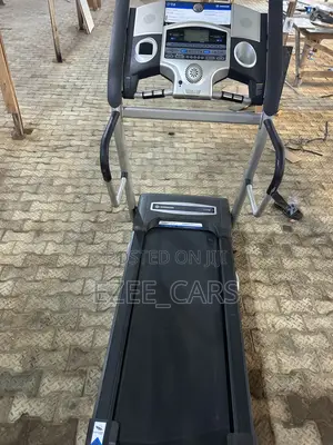 Horizon Treadmill - Foreign Used