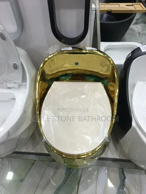 Ideal Gold Toilet Seat - Brand New