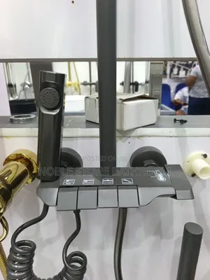 Master Piano Shower