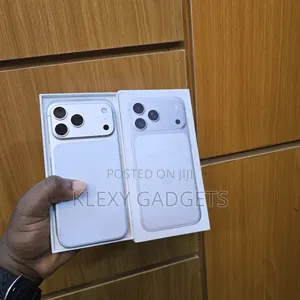 Apple iPhone 17 Pro Max 512GB Silver (Bakin Bude)
