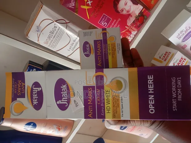 Jhalak Antimarks Face Cream - 1