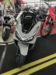 Honda Scooter 2020 White - 1