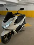 Honda Scooter 2020 White - 4
