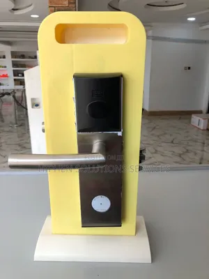 Saitin Makullin Kofa na Hotel na Zartaswa - Azurfa
