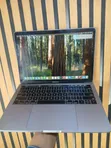 Apple MacBook Pro 2019 8GB Intel Core i5 128GB SSD - 1