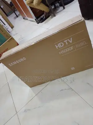 Samsung 32-Inch HD LED TV (UA32H5000FU)