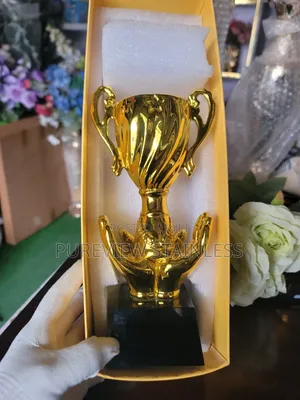 Kofin Kyautar Zinare