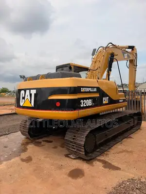 Caterpillar 320BL Excavator