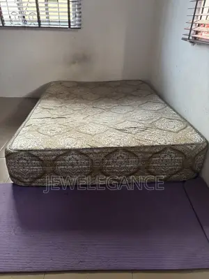 Babban Katifa mai Girman 4.5ft x 6ft na Foƙin Ciwo
