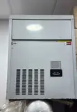 90-Cube Ice Maker Machine - 4