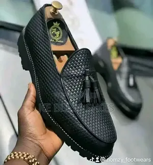 Louis Vuitton Luxury Cover Shoes - Men's Size 42