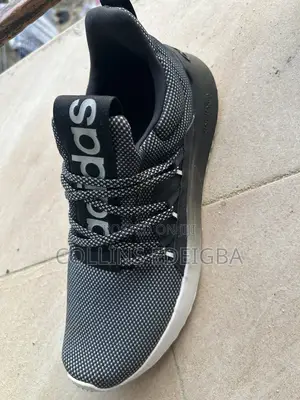 Adidas Sneakers Na Hannu - Girman 43