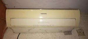 Samsung 1.5 HP Split System AC Na Kadan Aka Yi Amfani Da Shi