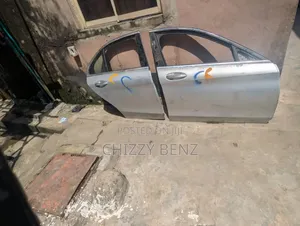 Mercedes-Benz GLC300 2016 Passenger Side Doors