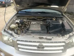 2004 Toyota Highlander Limited V6 4x4 SUV
