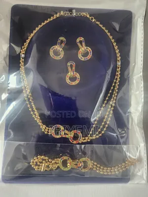 3-Layer 4-in-1 Fashion Jewelry Necklace Set