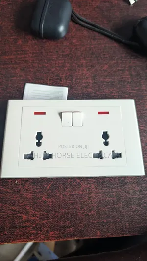 Siase Double Socket