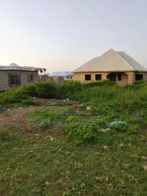 Filin Dadi don Siyarwa - Sauka, Titin Jirgin Sama, Abuja