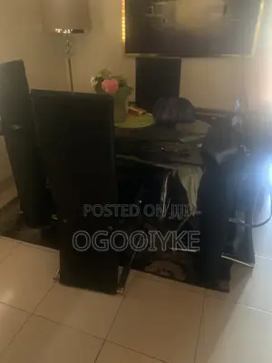 Dining Table and 4 Chairs