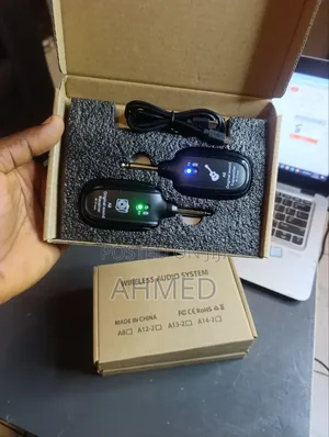 A8 UHF Wireless Guitar Transmitter Receiver Set