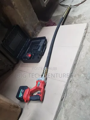 Brand New 21V Cordless Lithium-Ion Concrete Vibrator