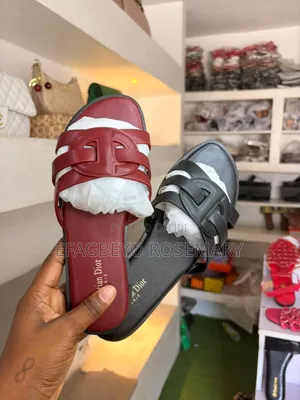 Ingantattun Takalman Dior Mata Girma 40-42