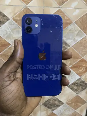 Apple iPhone 12 64GB Blue