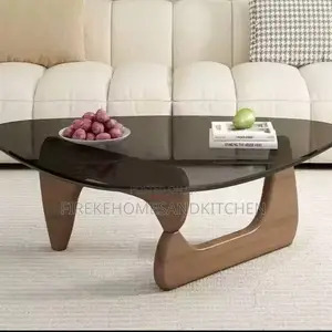 Triangle Glass Coffee Table tare da Wooden Base