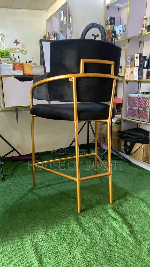 Makeup Chair - 3 Days Old - 1