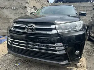 Toyota Highlander Limited 2016 Baki