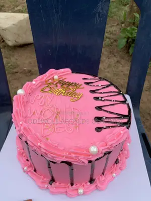 Adufe Cakes & Pastries - Custom Cakes