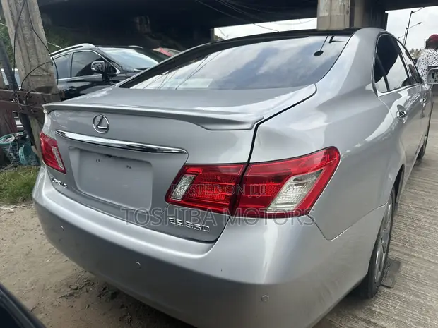 Lexus ES 350 2009 Silver - 1